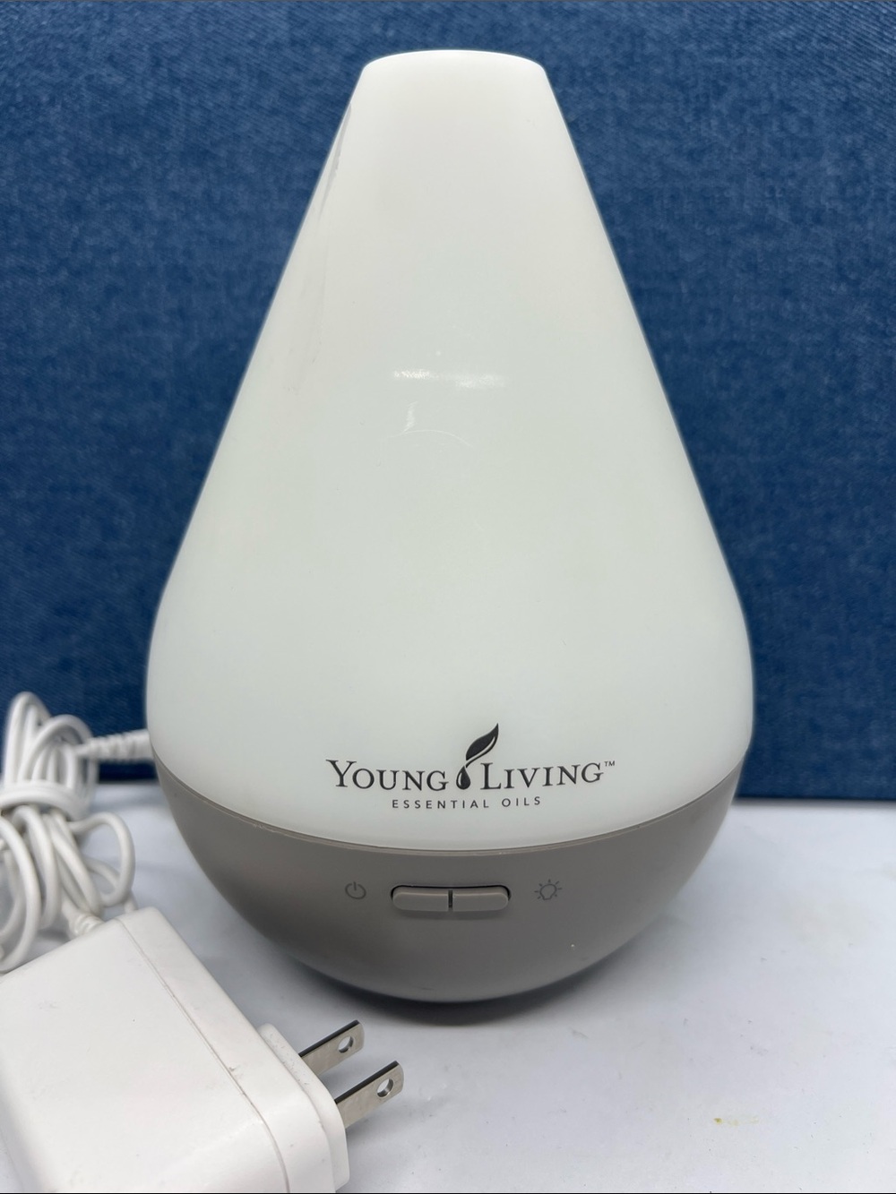 Young Living Dewdrop Ultrasonic Mist EO Diffuser